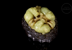 Yellow jade figure ‘Three Lions’, Qing dynasty