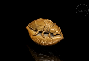 Wood carving ‘Cicada on a leaf’, 20th century