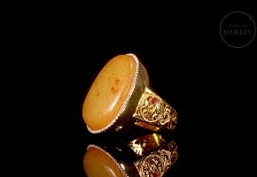 Gold-plated silver ring with Hetian jade, Qing dynasty