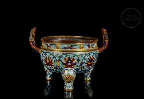 Gilded bronze incense burner with cloisonné enamel, Qing dynasty