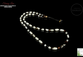 Necklace of forty-four jade beads, Qing dynasty