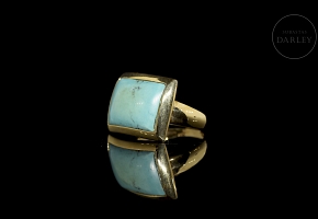 18k yellow gold ring with turquoise