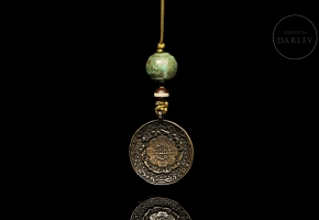 Antiguo colgante astrológico de bronce y turquesa, Tíbet