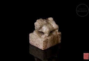 Carved jade seal ‘Mythical Beast’, Ming dynasty