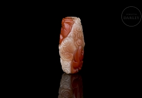 Nanhong pendant ‘Dragon among clouds’, Qing dynasty