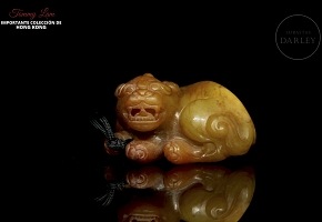 Carved jade figure ‘Reclining Beast’, Han dynasty