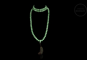 Collar de ciento ocho cuentas de jadeíta, dinastía Qing