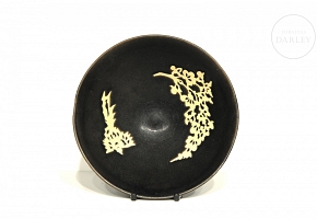 Cuenco de gres con vidriado negro