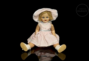 Muñeca clásica española 