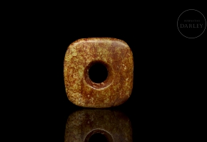 Colgante de jade tallado, cultura Hongshan