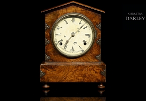 English bracket clock, 19th - 20th century