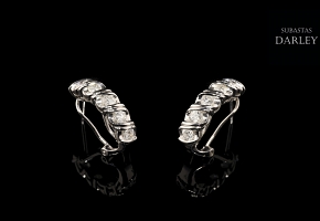 Pendientes en oro blanco de 18K y diamantes