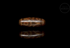 Agate Dzi bead ‘Eyes’, Xiangxiong culture