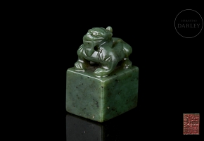 Spinach green jade seal ‘Mythical creature’, Qing dynasty