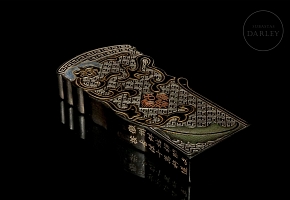 Pieza de tinta con policromía, dinastía Qing