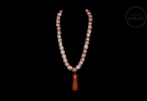 Collar de cuentas de jade