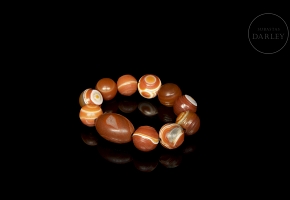 Pulsera de once cuentas de ágata, dinastía Liao
