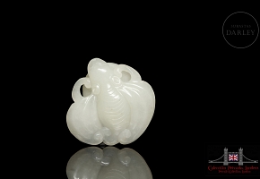 Figura de jade blanco 