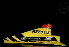 Cubierta de motor firmada escudería Jordan F1, temporada 1998