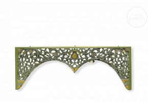 Cubre cortinas de madera lacada