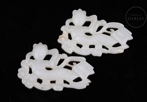 Pair of white jade plaques ‘Ladies’, Ming dynasty