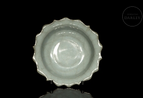Ceramic bowl with celadon “Ruyao” glaze, Song style