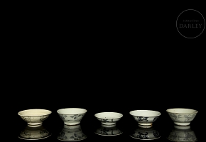 Cinco cuenco de cerámica china