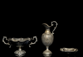 Set of jug, centerpiece, and bowl in silver, 20th century