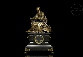 Reloj de sobremesa estilo Neoclásico