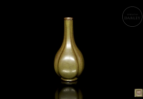 Jarrón de cerámica esmaltada