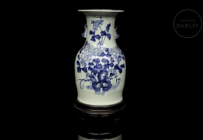 Jarrón de porcelana esmaltada