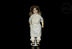 Muñeca de porcelana clásica, Alemania, pps. s.XX