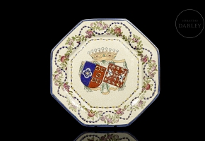 Plato de porcelana