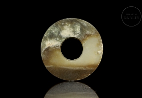 Carved jade pendant ‘Bi’, Han style