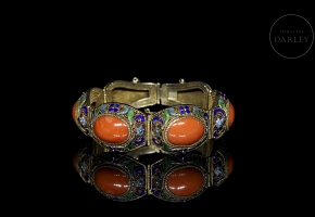 Pulsera de plata dorada con coral y esmaltes, dinastía Qing
