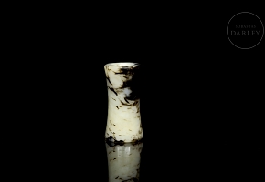 Cylindrical carved jade bead, Ming dynasty