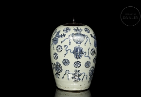Glazed earthenware vessel, Qing dynasty