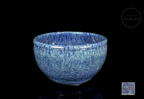 Porcelain bowl with Jun glaze, with Qianlong seal