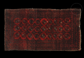 Alfombra estilo Ersari con figuras antropomorfas, s.XX