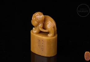 Shoushan elliptical seal ‘Beast’, Qing dynasty