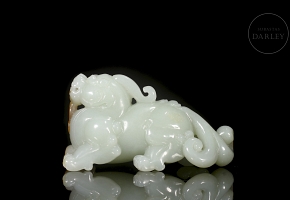 Hetian white jade sculpture ‘Mythical Beast’, Qing dynasty