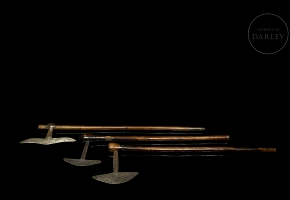 Conjunto de tres hachas ceremoniales, África central, s.XX