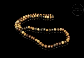 ‘Mala’ necklace with stone beads, Qing dynasty