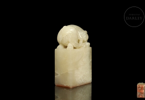 Sello de jade tallado