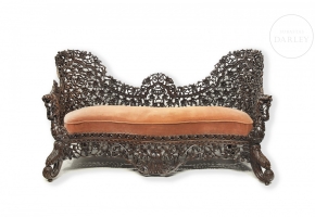 Anglo-Indian carved wooden sofa, 20th century