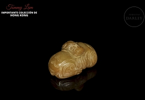 Figura de jade amarillo