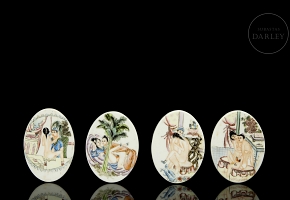 Four porcelain medallions ‘Erotic Scenes’, 20th century