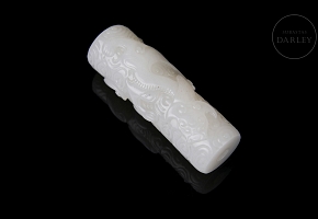 White jade pendant ‘Dragon among clouds’, Qing dynasty