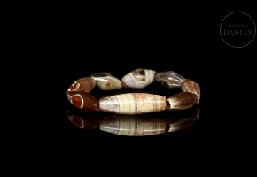 Pulsera de ocho cuentas de ágata, dinastía Liao