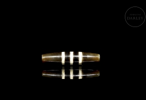 Agate Dizi bead, Tibet, 15th century